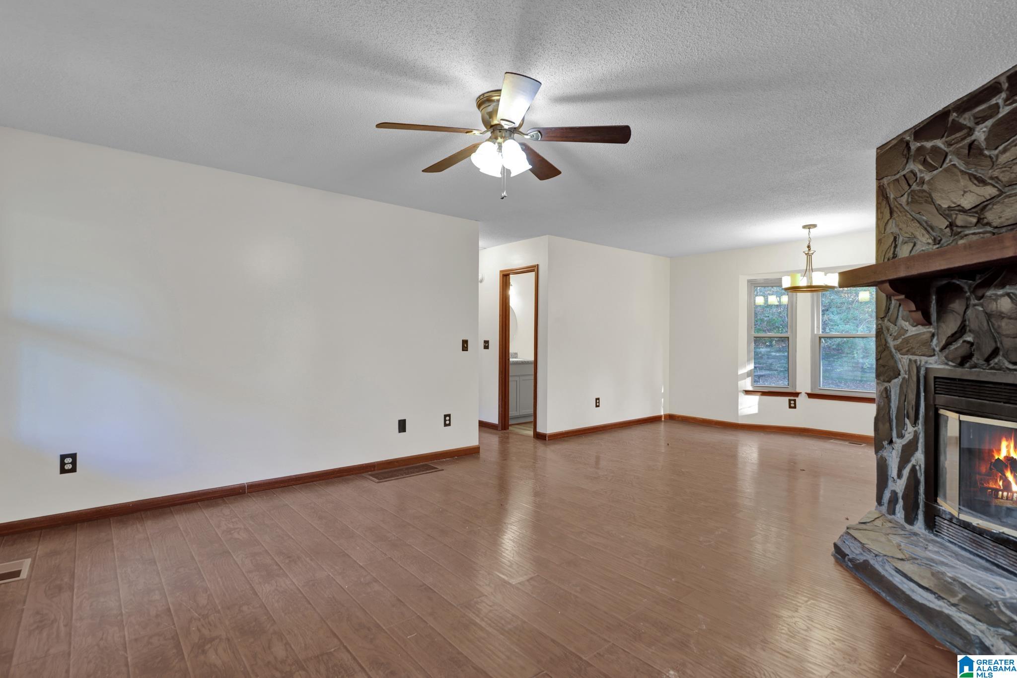 6621 Old Springville Road Pinson, AL 35126 - Photo 4 of 21