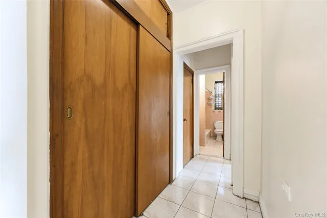 $146,000 | 2922 Barnes Avenue, Unit 5L | Olinville