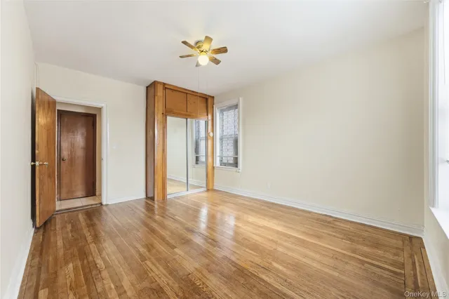 $146,000 | 2922 Barnes Avenue, Unit 5L | Olinville