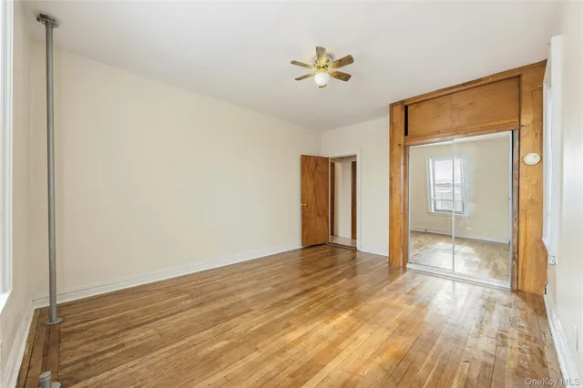 $146,000 | 2922 Barnes Avenue, Unit 5L | Olinville