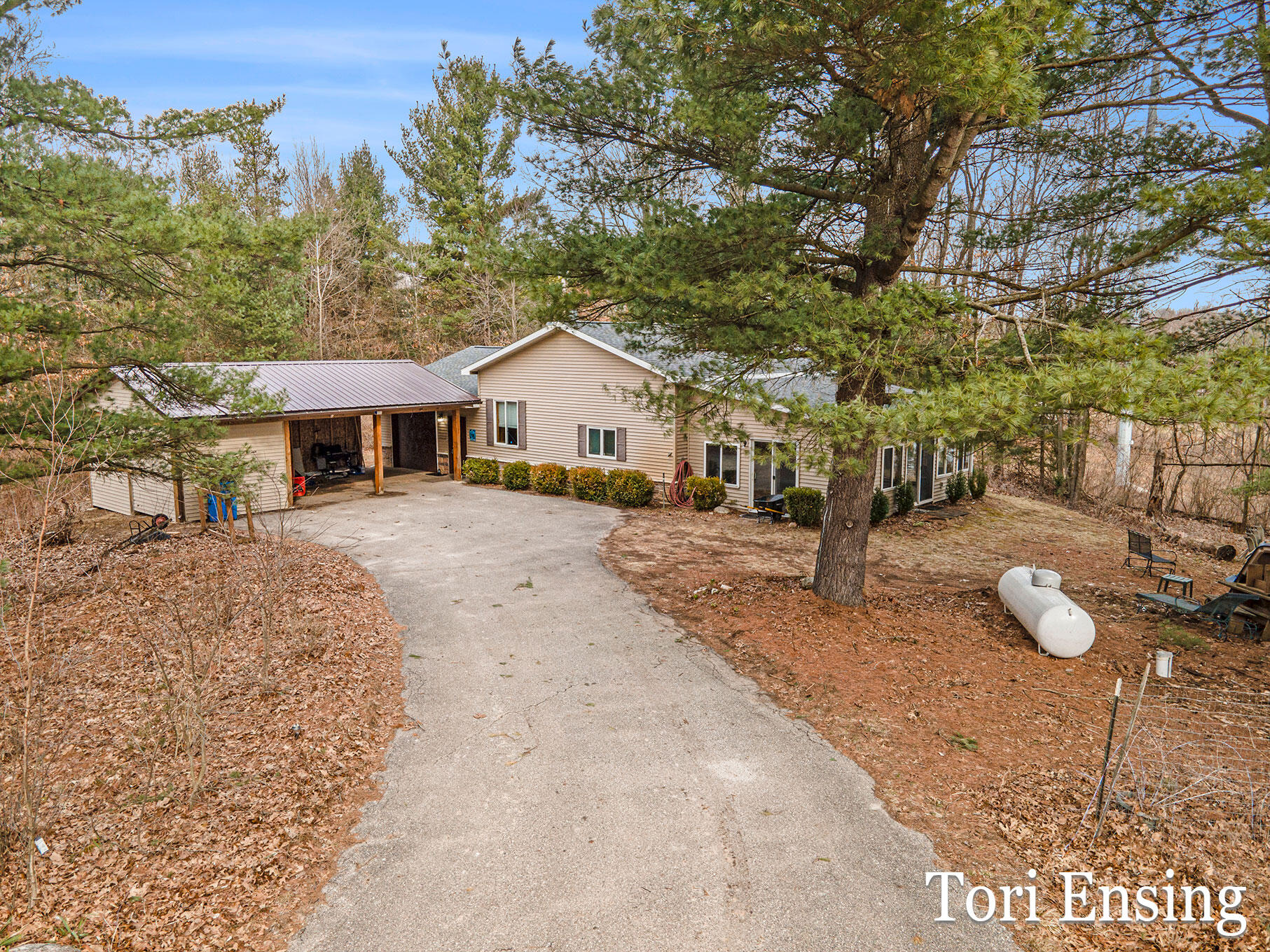 8700 Godfrey Road Greenville, MI 48838 - Photo 16 of 21 8700-Godfrey-Air-01