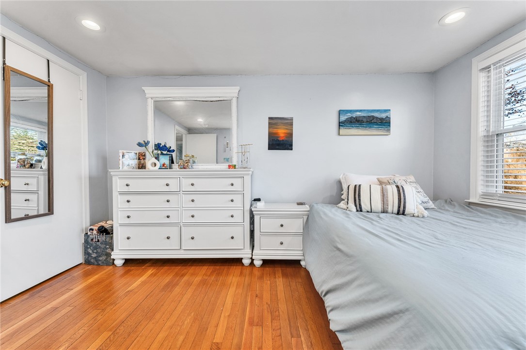 609 Point Judith Road Narragansett, RI 02882 - Photo 24 of 36 Bedroom 3
