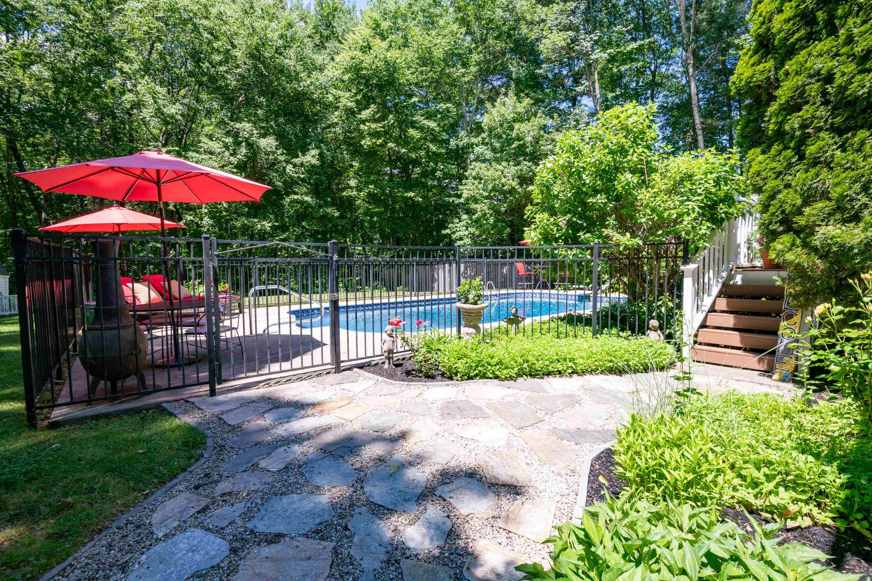 8 Coventry Lane Derry, NH 03038 - Photo 54 of 60