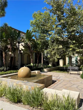 $3,900 | 47 Flowerbud, Irvine, CA 92603