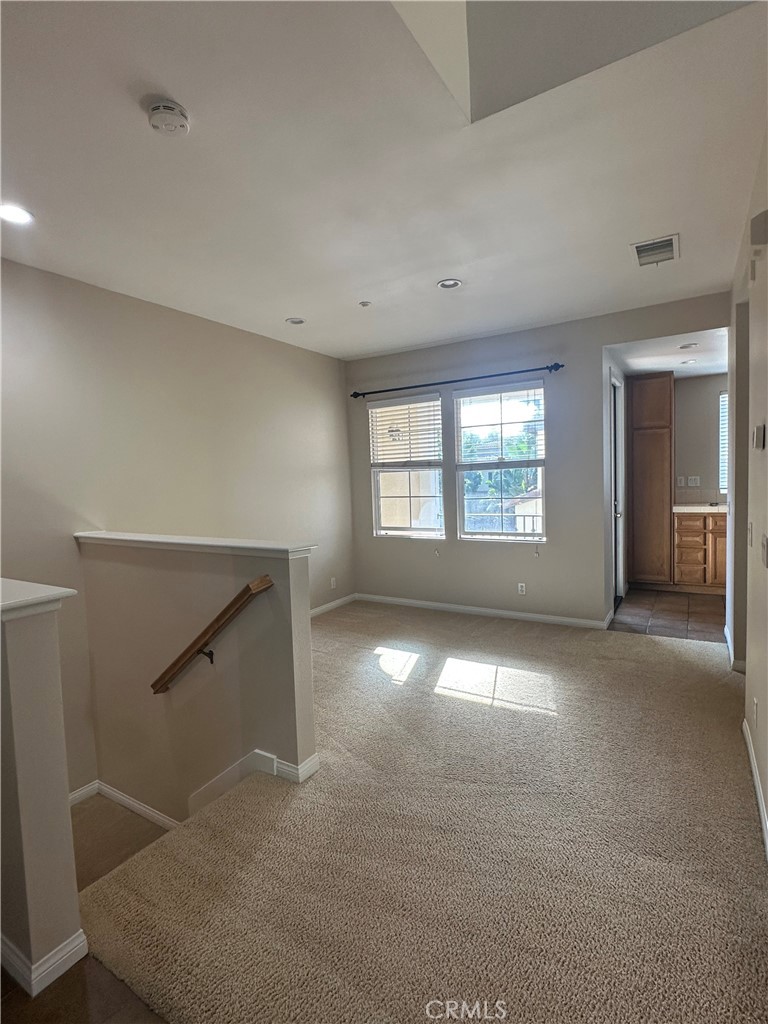 47 Flowerbud Irvine, CA 92603 - Photo 7 of 27