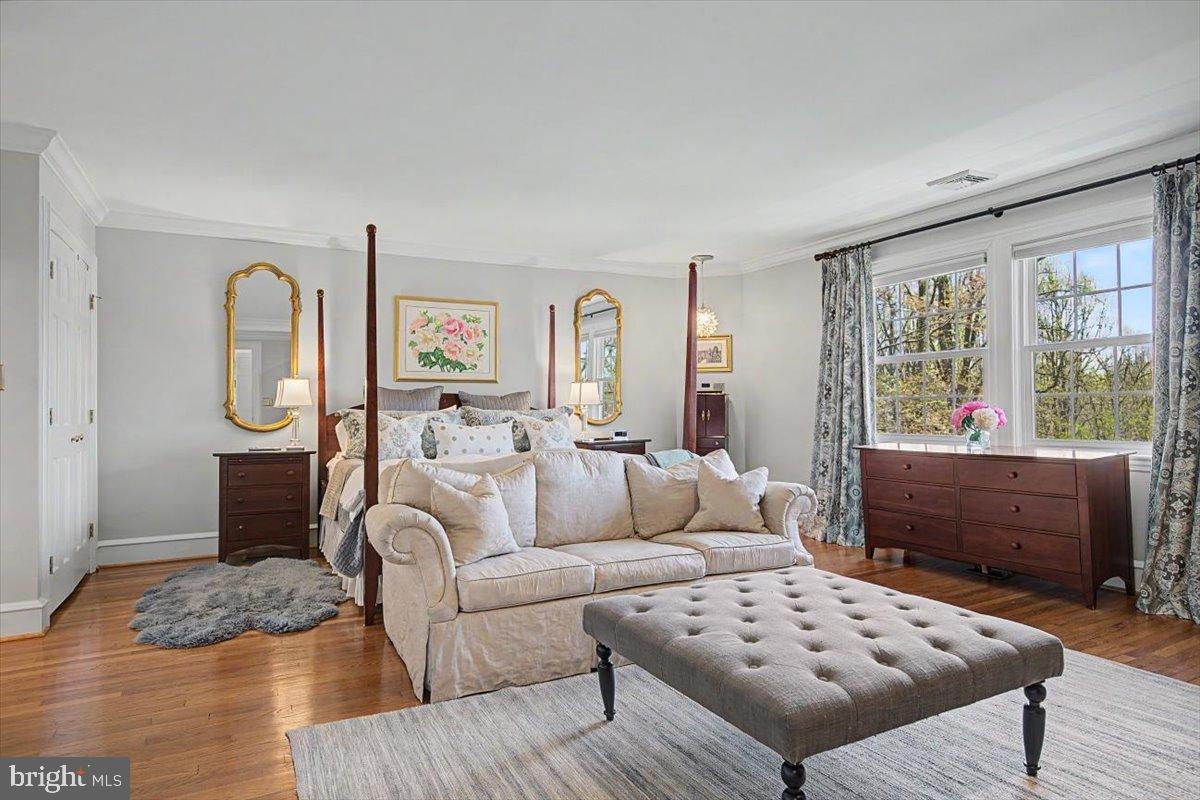 1626 Snuff Mill Road Hockessin, DE 19707 - Photo 31 of 65 Elegant primary suite