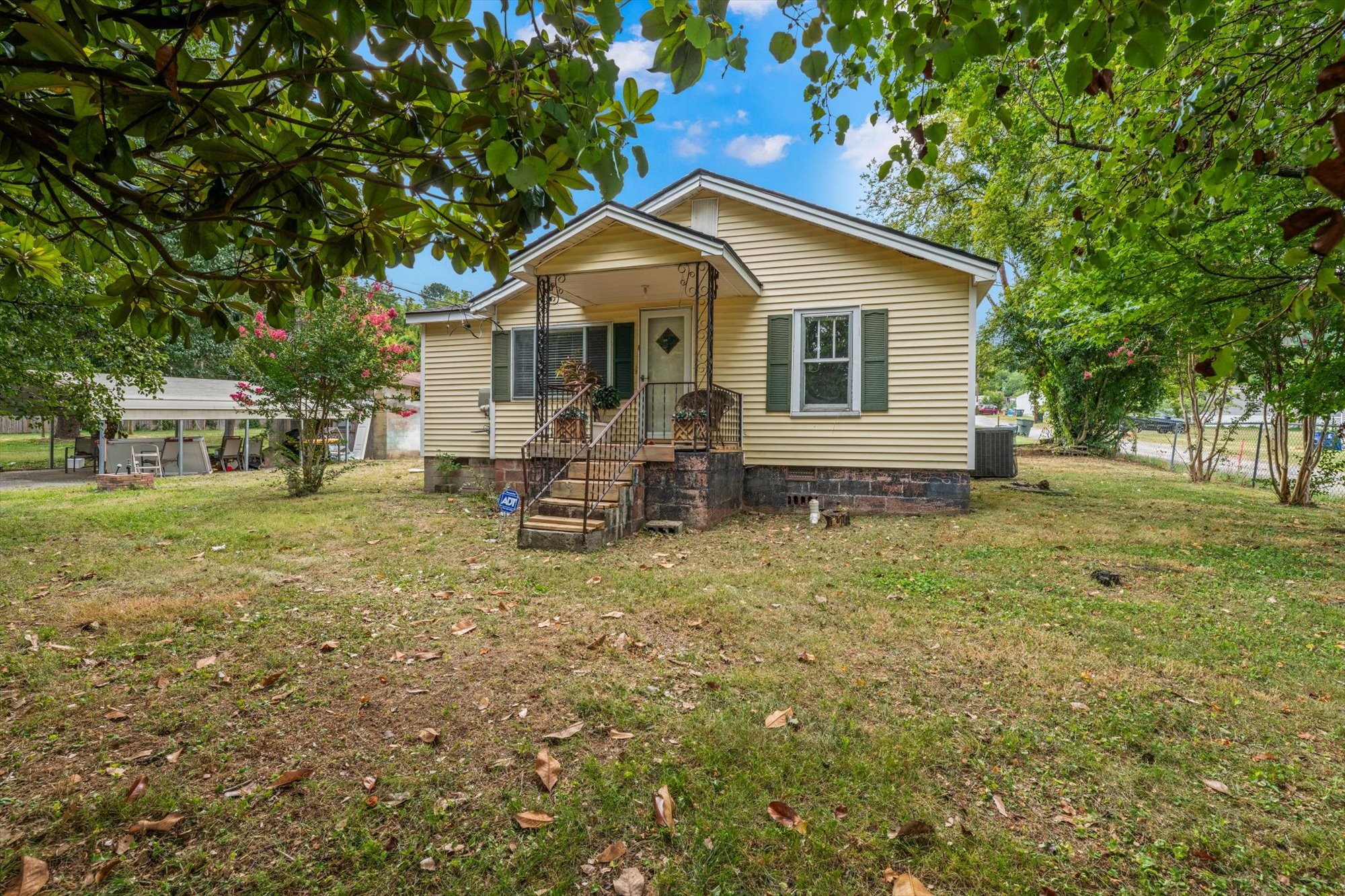 402 Browns Ferry Road Chattanooga, TN 37419 - Photo 2 of 23 Gallery Image 2