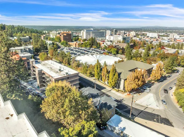 $295,000 | 202 East Rockwood Boulevard, Unit 2, Spokane, WA 99202