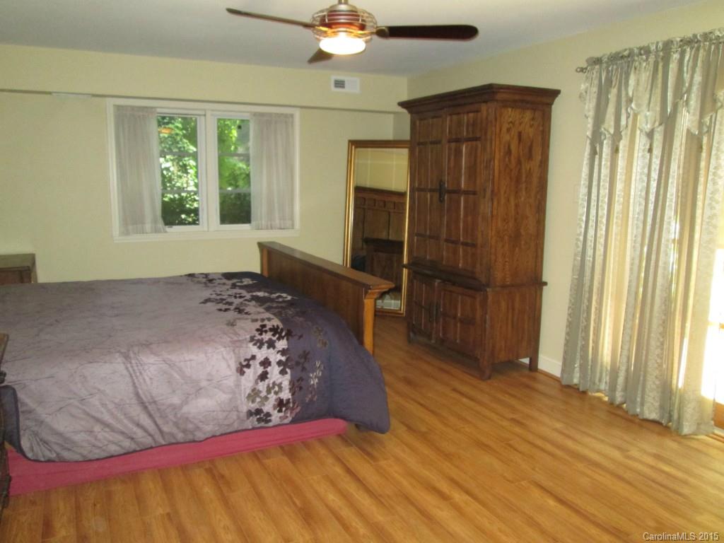 3314 Mountainbrook Road Charlotte, NC 28210 - Photo 13 of 24 Gallery Image 13