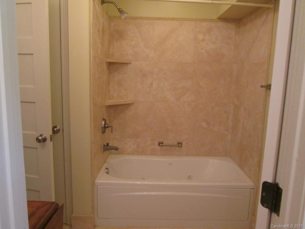 3314 Mountainbrook Road Charlotte, NC 28210 - Photo 14 of 24 Gallery Image 14