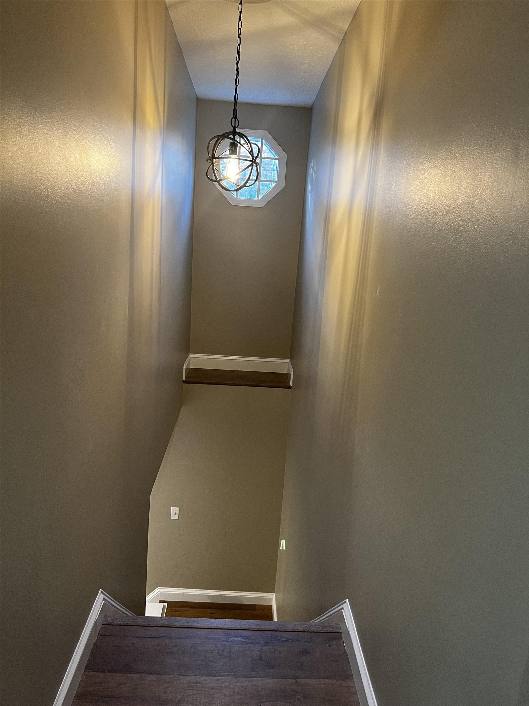 16 Boulder Drive, Unit B Hudson, NH 03051 - Photo 22 of 30