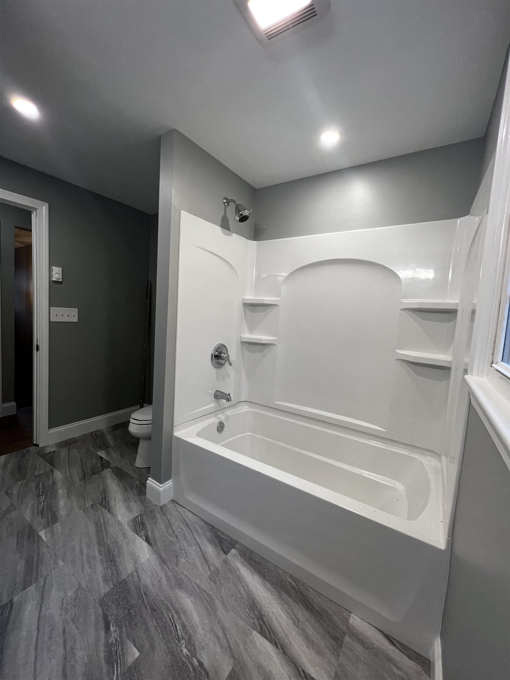 16 Boulder Drive, Unit B Hudson, NH 03051 - Photo 25 of 30