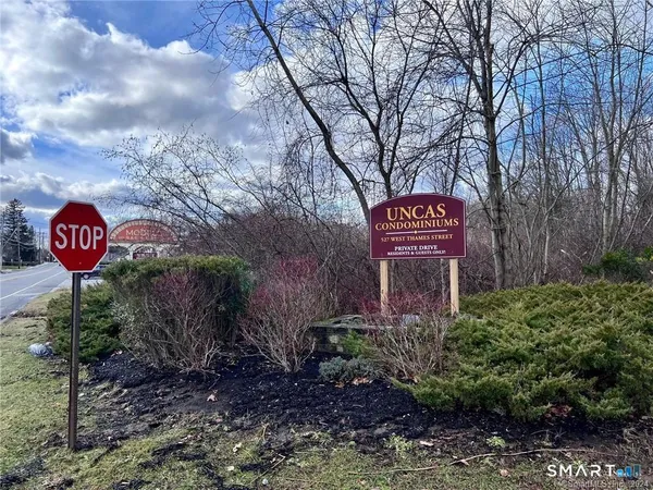 $1,850 | 527 West Thames Street, Unit 10, Norwich, CT 06360