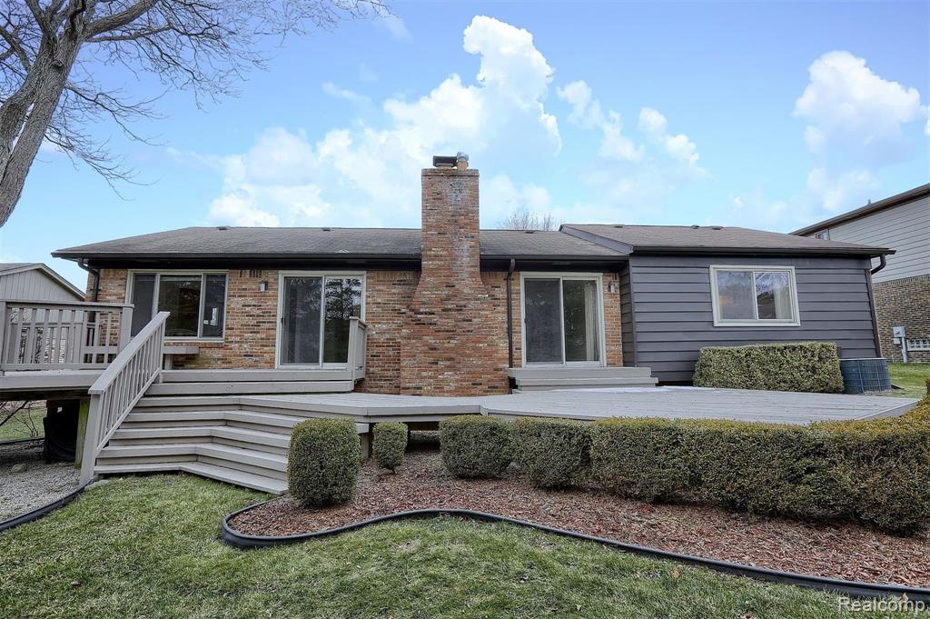 2049 Cumberland Road Rochester Hills, MI 48307 - Photo 31 of 33