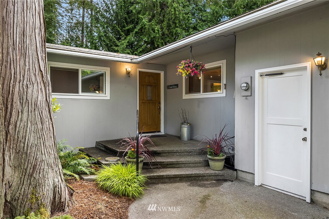 2287 Yew Street Road Bellingham, WA 98229 - Photo 2 of 38