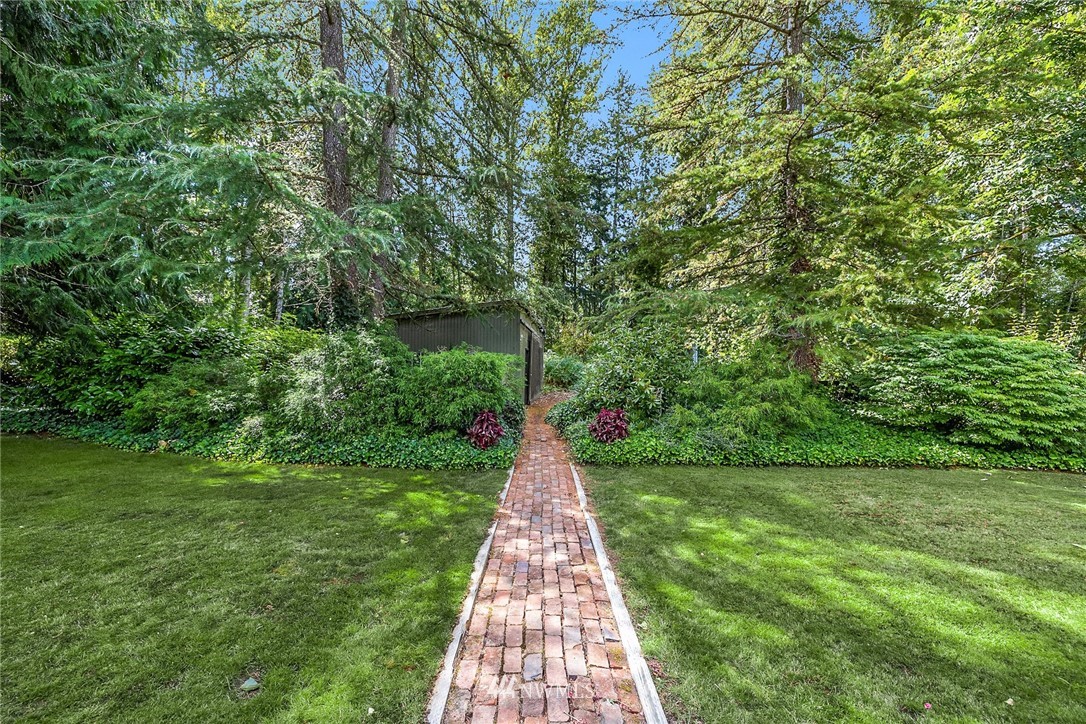 2287 Yew Street Road Bellingham, WA 98229 - Photo 27 of 38