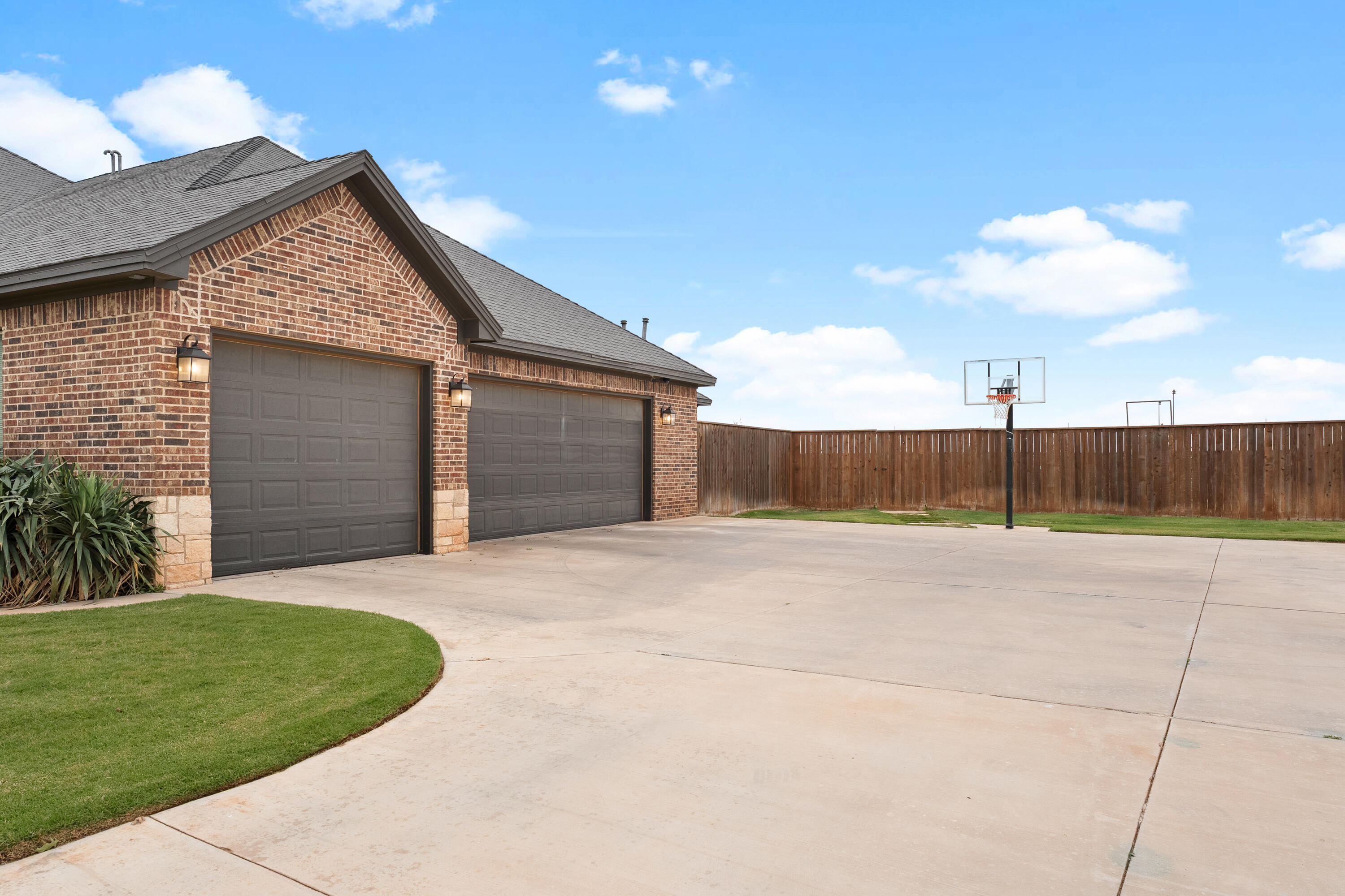 4003 140th Street Lubbock, TX 79423 - Photo 49 of 50 a view of a backyard