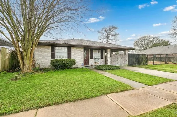 $165,000 | 3321 Marietta Street, Chalmette, LA 70043