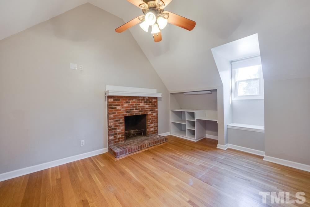 9909 Gralyn Road Raleigh, NC 27613 - Photo 15 of 29 UPSTAIRS BEDROOM