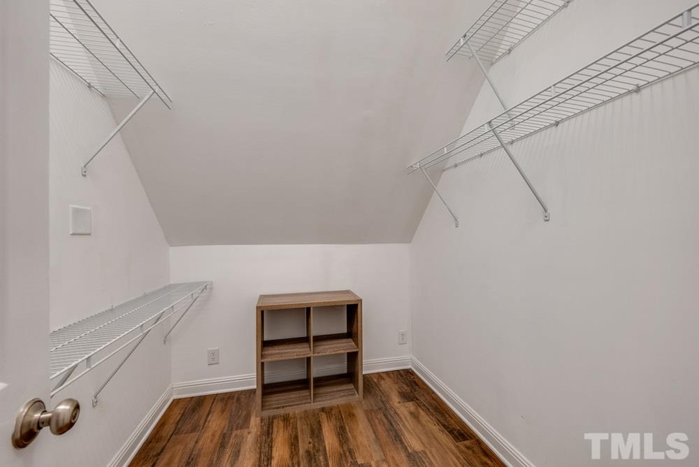 9909 Gralyn Road Raleigh, NC 27613 - Photo 20 of 29