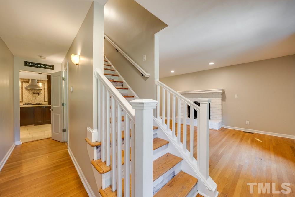 9909 Gralyn Road Raleigh, NC 27613 - Photo 5 of 29