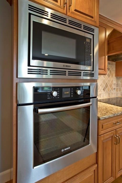 9 Kings Road Lynnfield, MA 01940 - Photo 8 of 42 Gallery Image 8