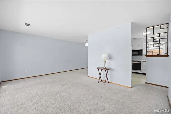 $249,000 | 628 Roanoke Drive, Edwardsville, IL 62025