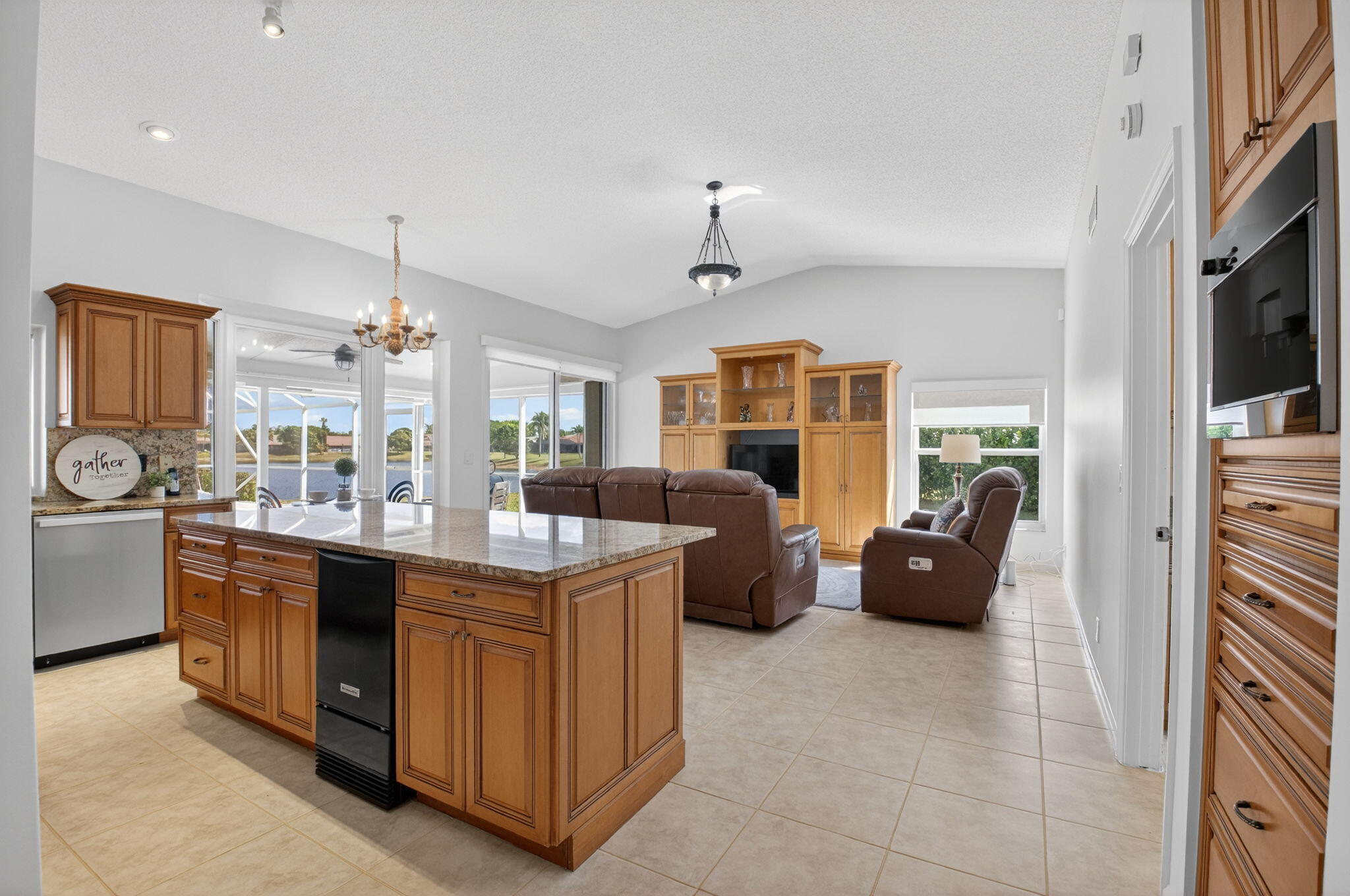 20739 Pebble Creek Court Boca Raton, FL 33498 - Photo 13 of 37 Kitchen