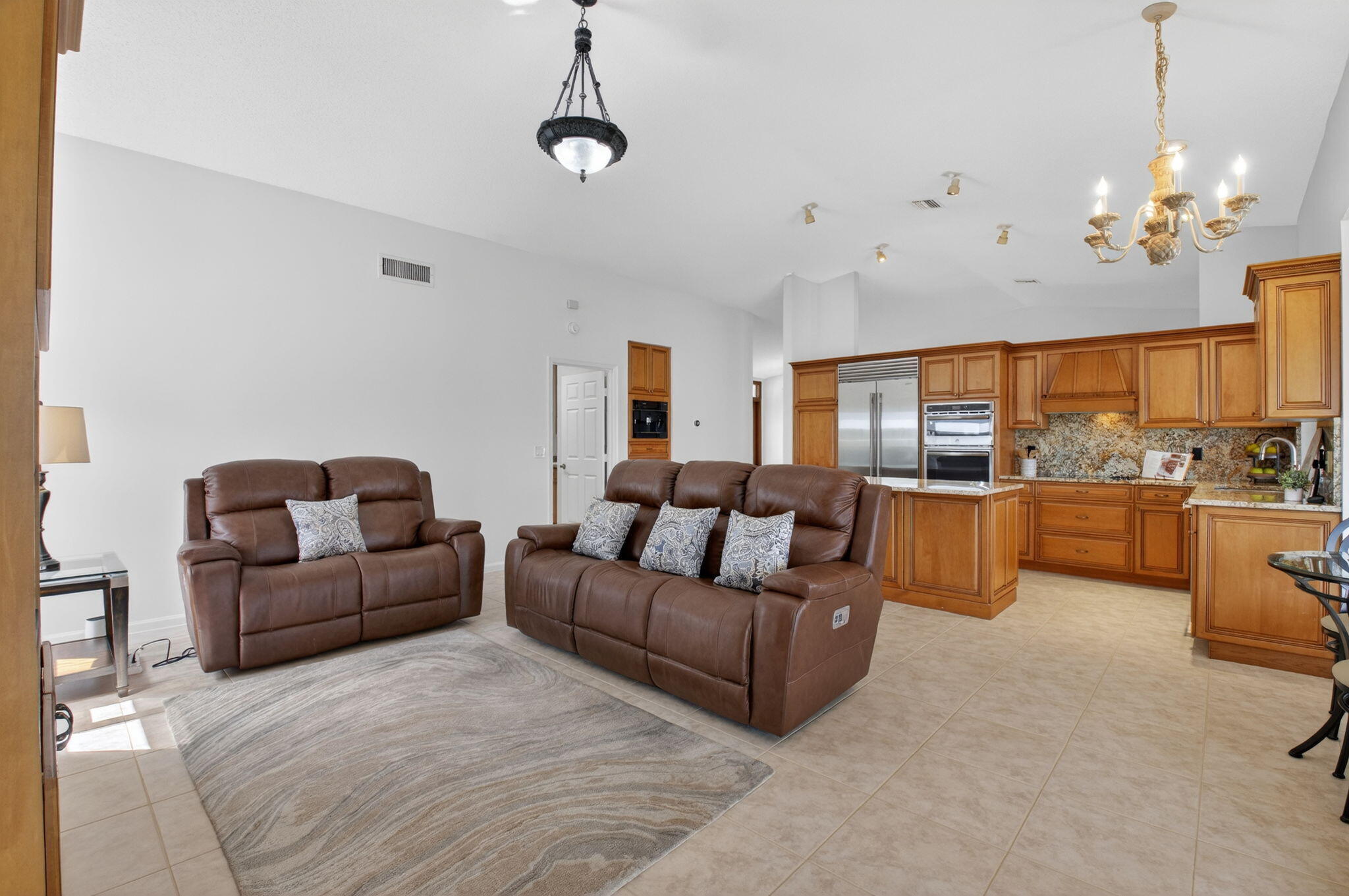 20739 Pebble Creek Court Boca Raton, FL 33498 - Photo 15 of 37 Family Room