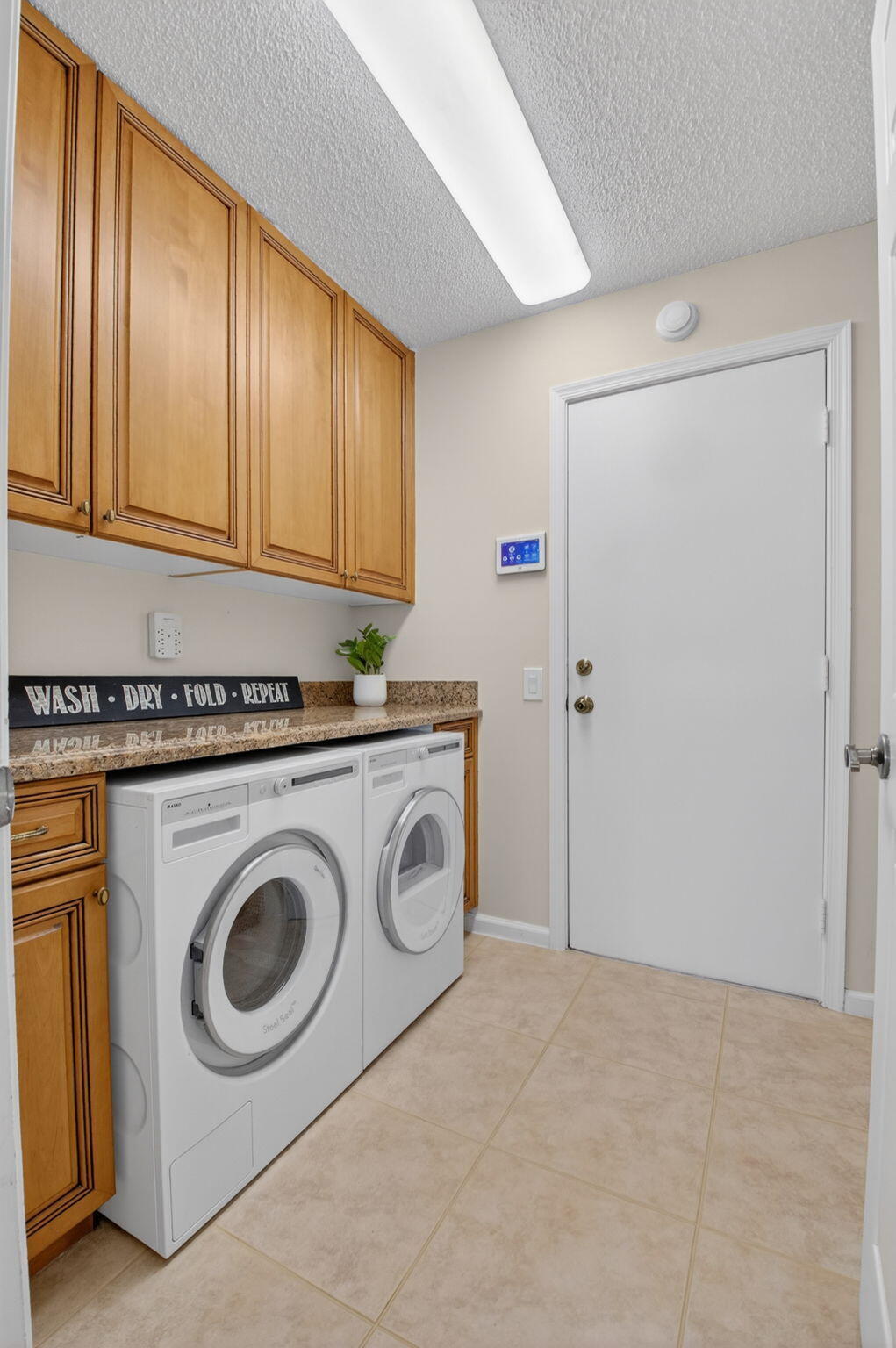 20739 Pebble Creek Court Boca Raton, FL 33498 - Photo 16 of 37 Laundry Room