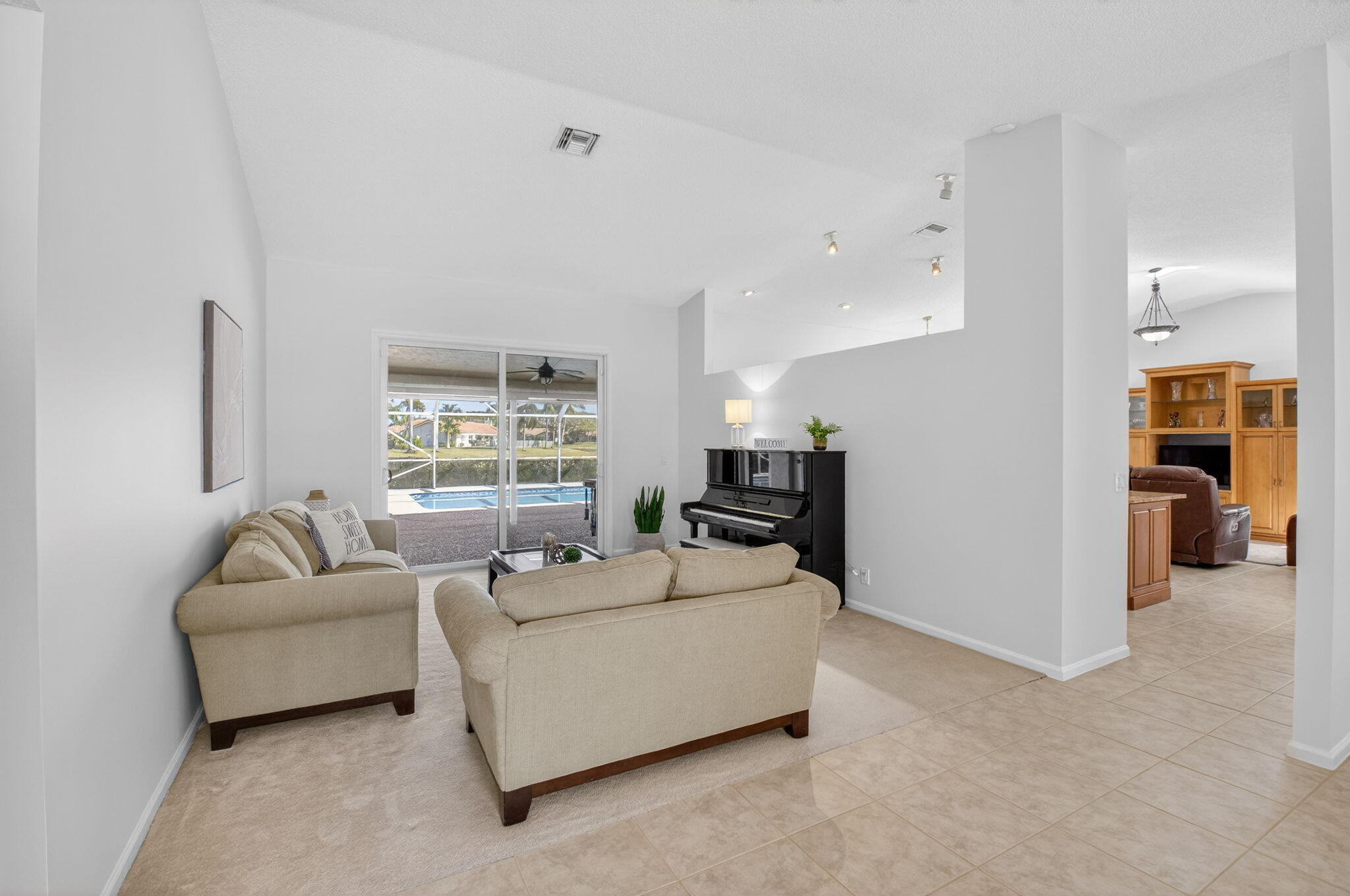 20739 Pebble Creek Court Boca Raton, FL 33498 - Photo 8 of 37 Living Room