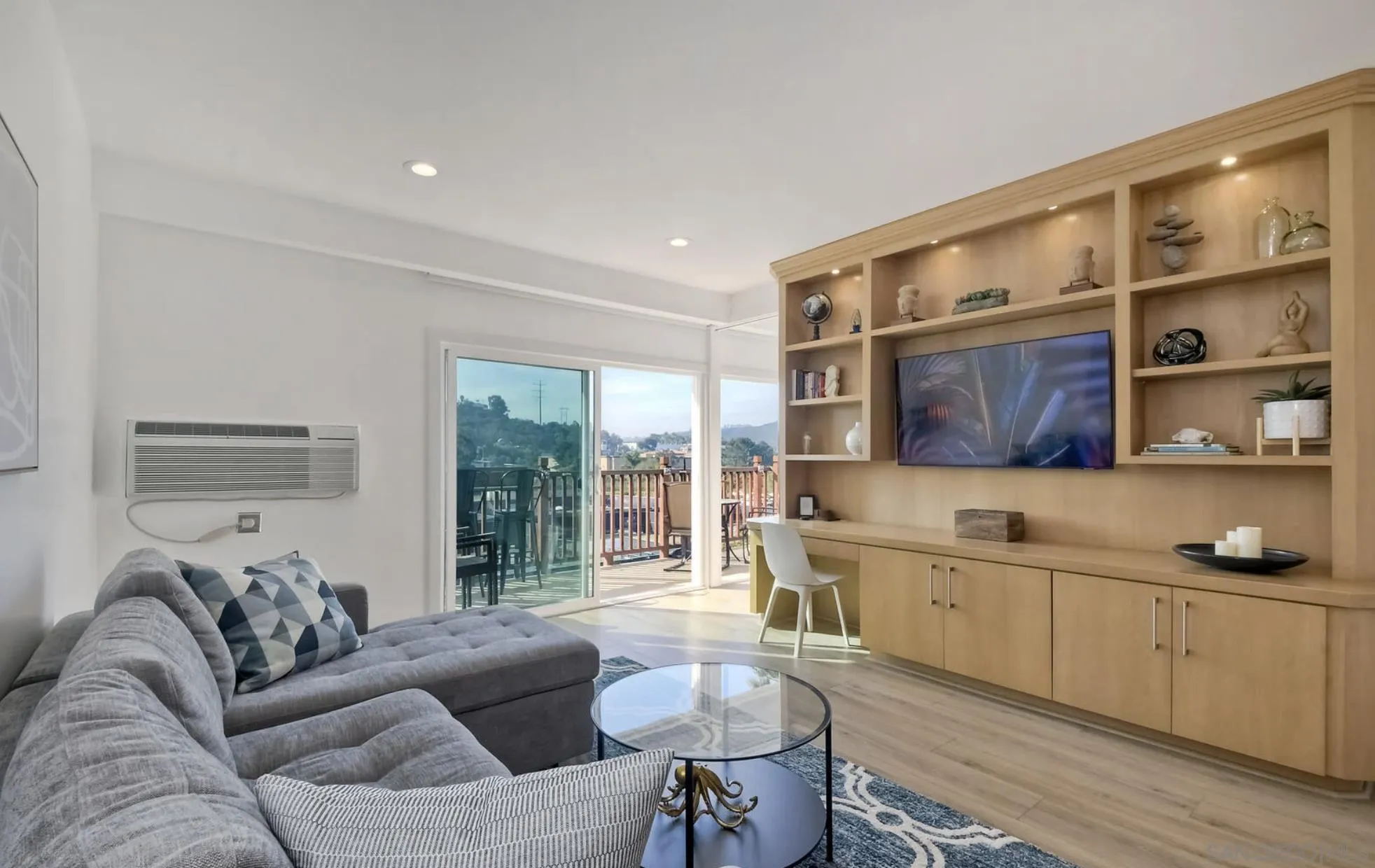 2003 Costa Del Mar Road, Unit 696 Carlsbad, CA 92009 - Photo 8 of 24