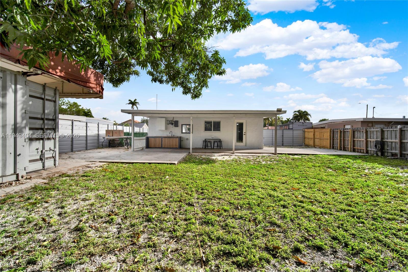 463 East 61st Street Hialeah, FL 33013 - Photo 19 of 21