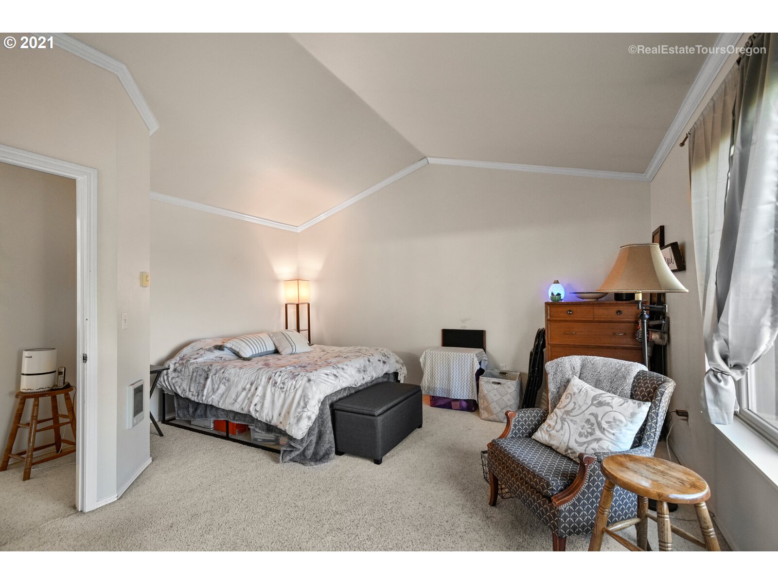 7173 Southwest Sagert Street, Unit 107 Tualatin, OR 97062 - Photo 18 of 31