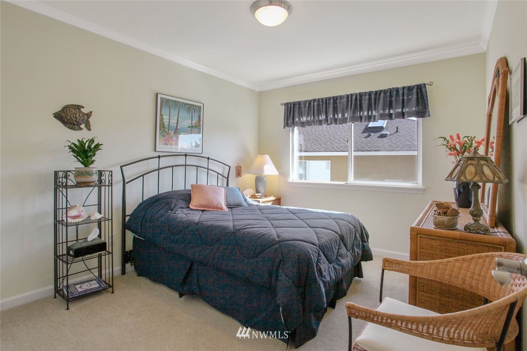 17038 164th Way Southeast Renton, WA 98058 - Photo 19 of 25 Gallery Image 19