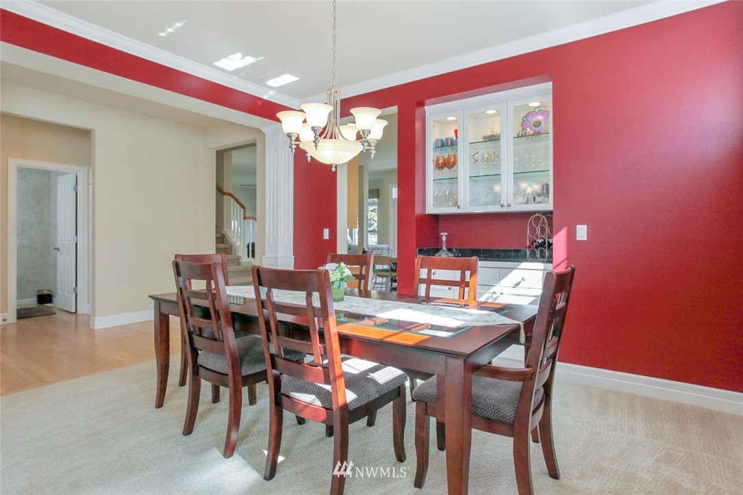 17038 164th Way Southeast Renton, WA 98058 - Photo 5 of 25 Gallery Image 5