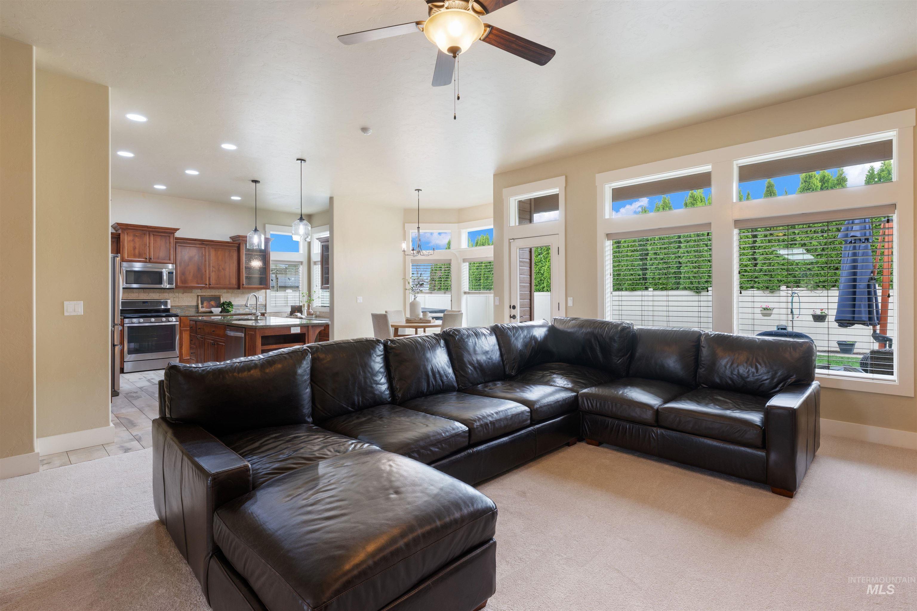 13571 Signorello Street Caldwell, ID 83607 - Photo 9 of 34