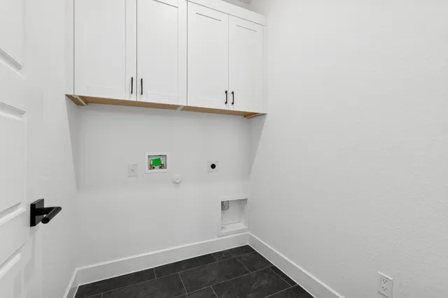 $699,000 | 18 Maybury Way, Lakeway, TX 78738