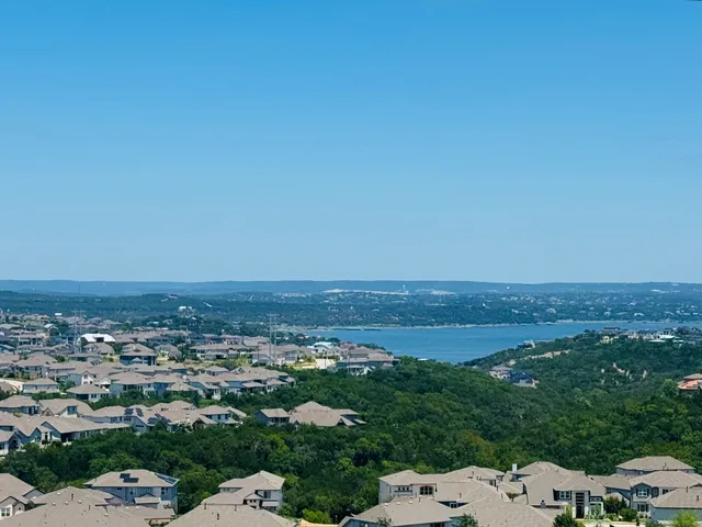 $699,000 | 18 Maybury Way, Lakeway, TX 78738