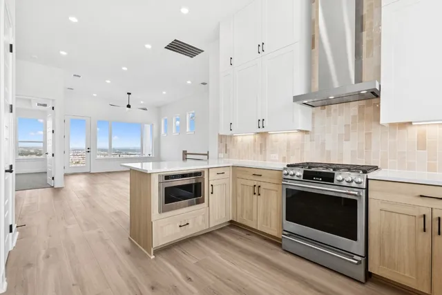 $699,000 | 18 Maybury Way, Lakeway, TX 78738