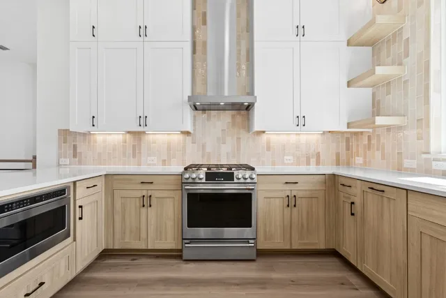 $699,000 | 18 Maybury Way, Lakeway, TX 78738