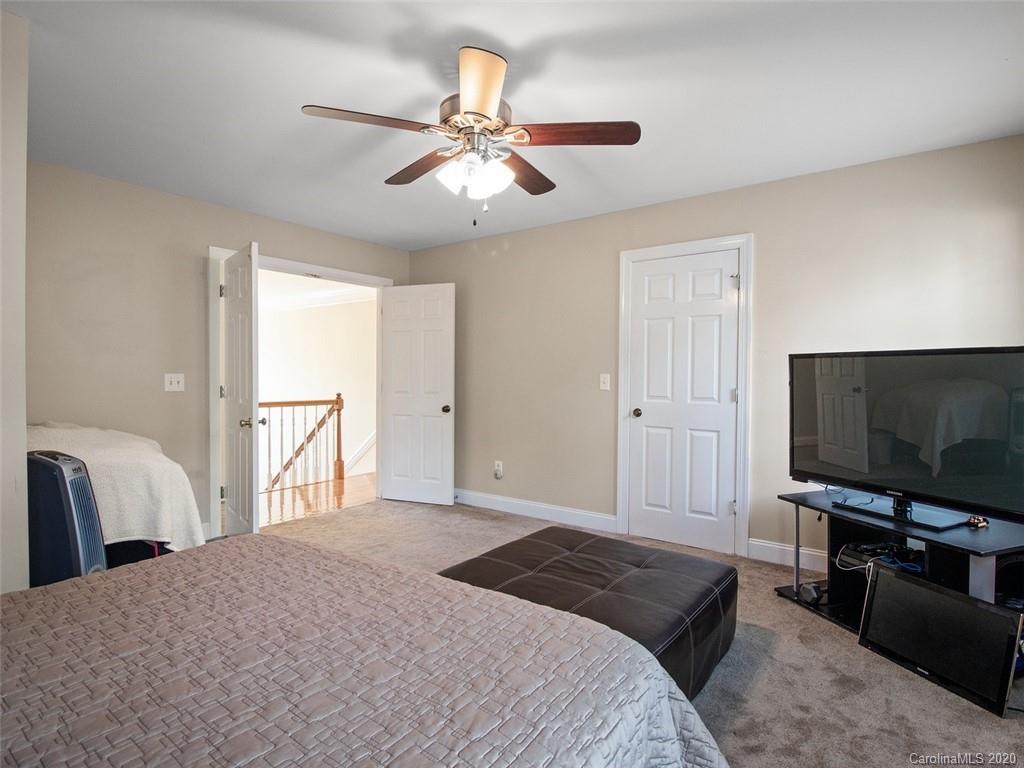 9827 Potter Road Matthews, NC 28104 - Photo 29 of 46 Gallery Image 29