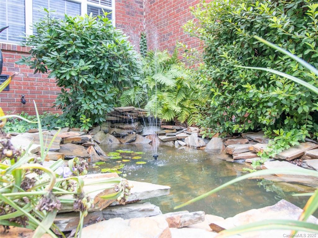 9827 Potter Road Matthews, NC 28104 - Photo 4 of 46 Gallery Image 4