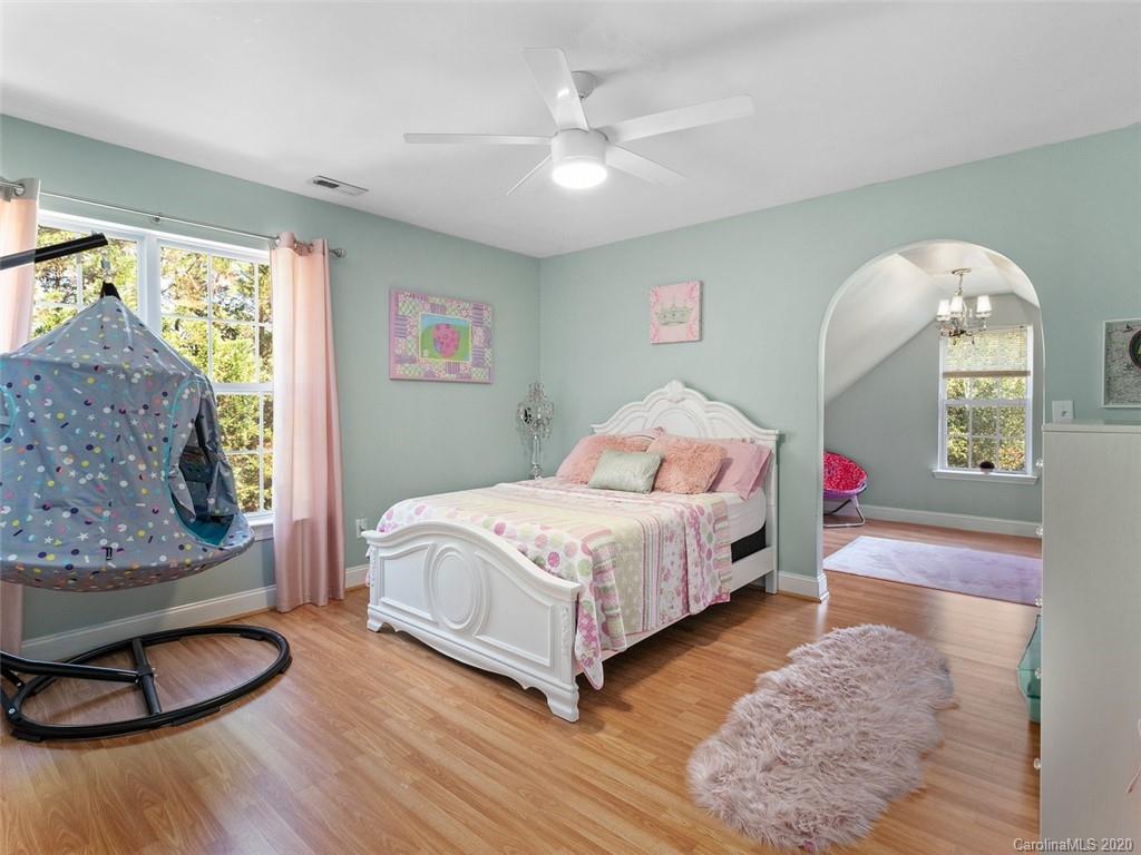 9827 Potter Road Matthews, NC 28104 - Photo 32 of 46 Gallery Image 32