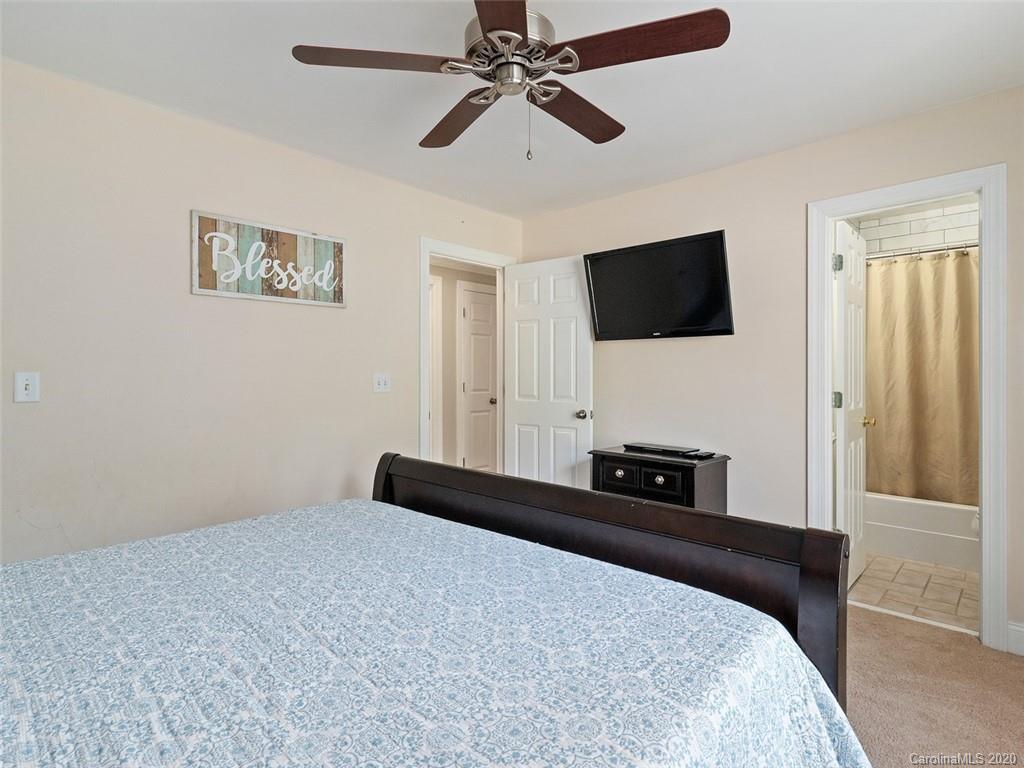 9827 Potter Road Matthews, NC 28104 - Photo 35 of 46 Gallery Image 35