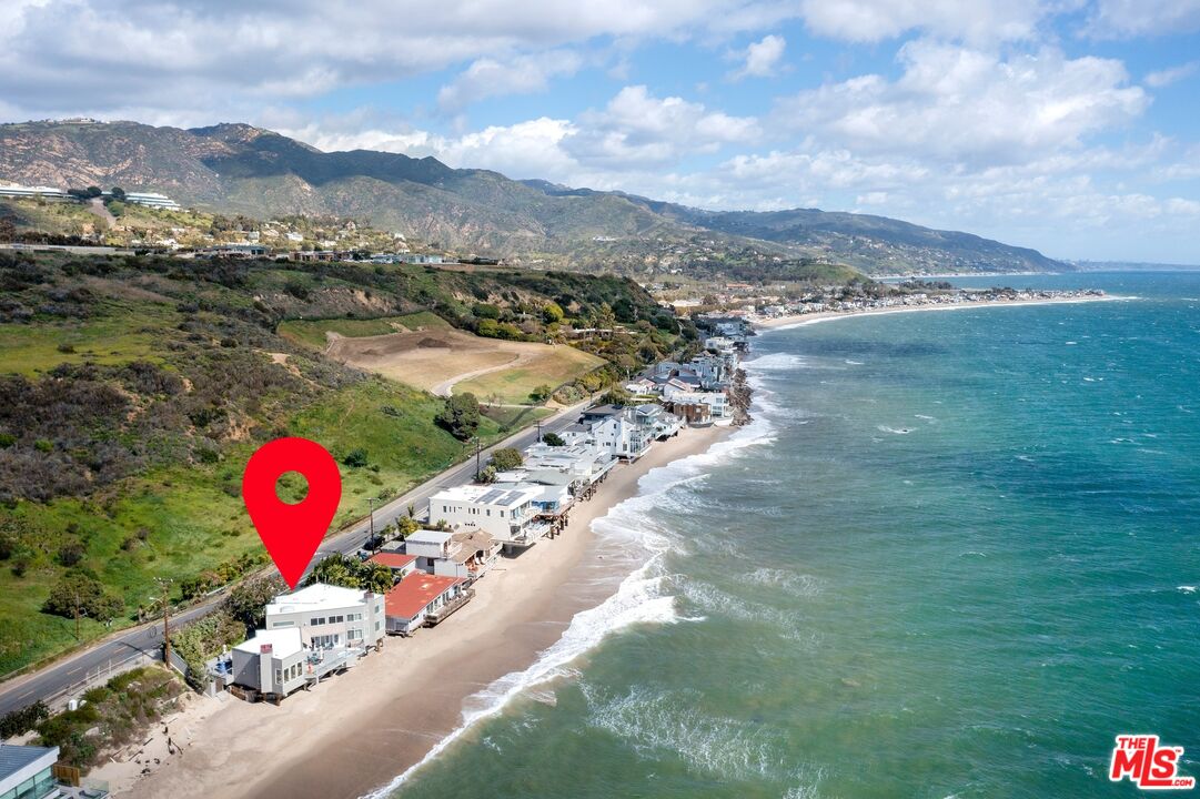 24254 Malibu Road Malibu, CA 90265 - Photo 26 of 26 a view of a city