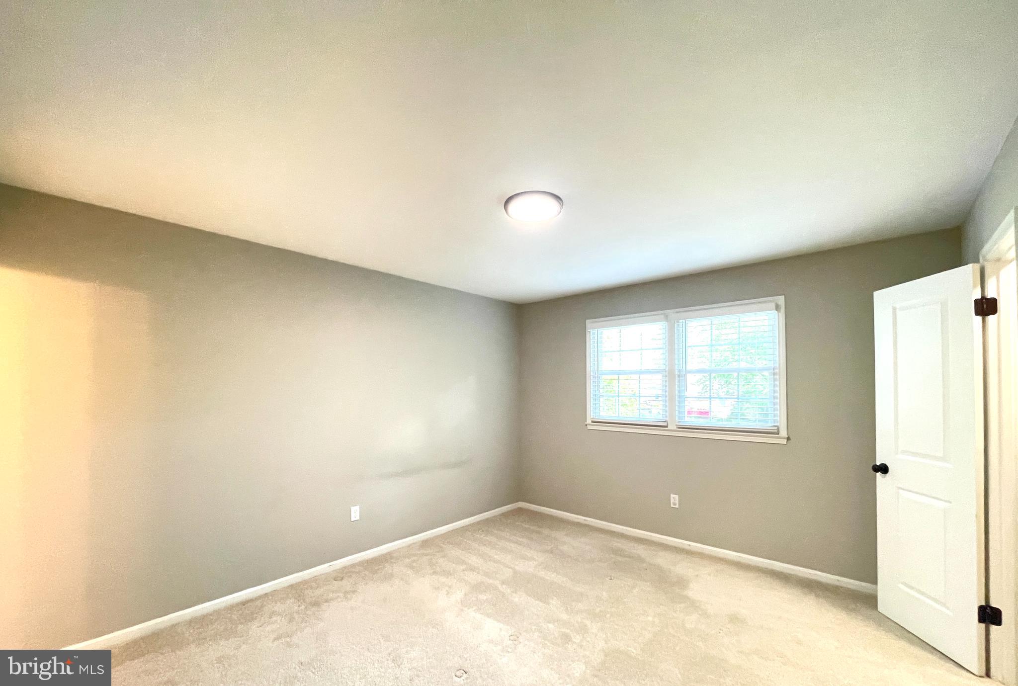 9207 Antelope Place Springfield, VA 22153 - Photo 32 of 45 Master Bedroom unfurnished