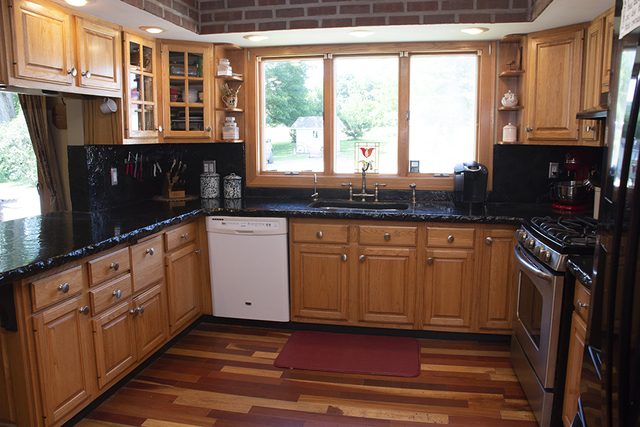 17384 Crosby Road Morrison, IL 61270 - Photo 3 of 41