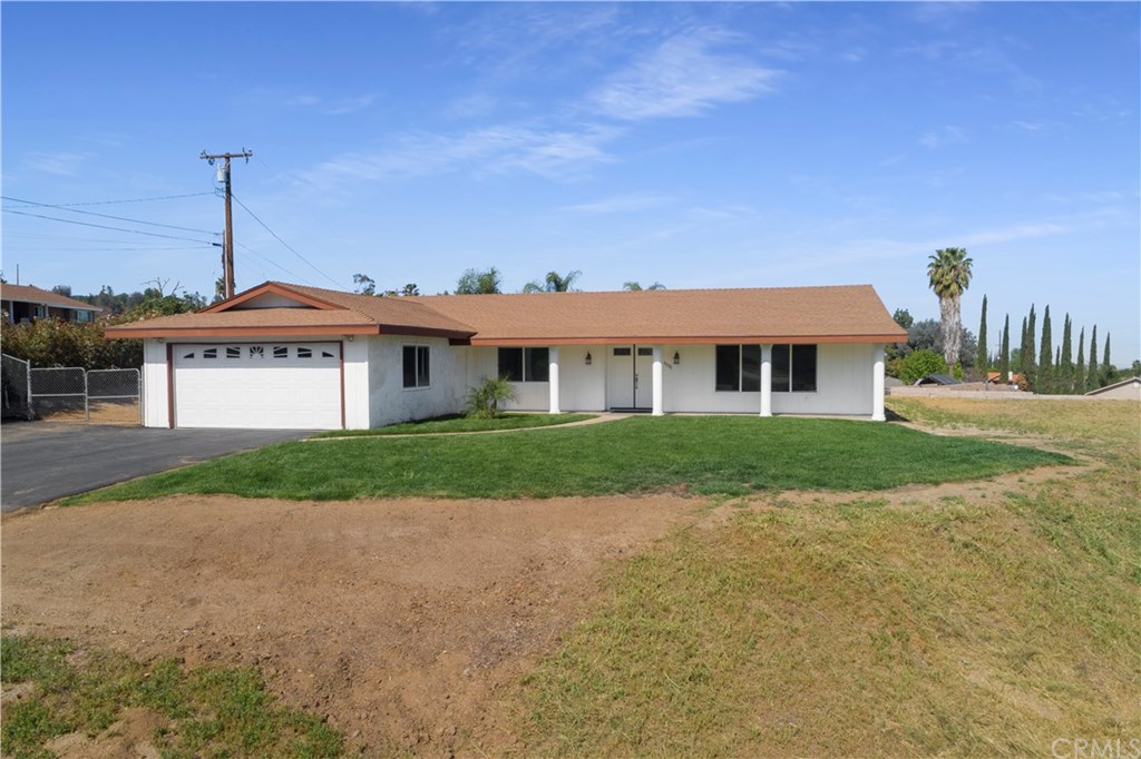 15501 Golden Star Avenue Riverside, CA 92506 - Photo 1 of 1