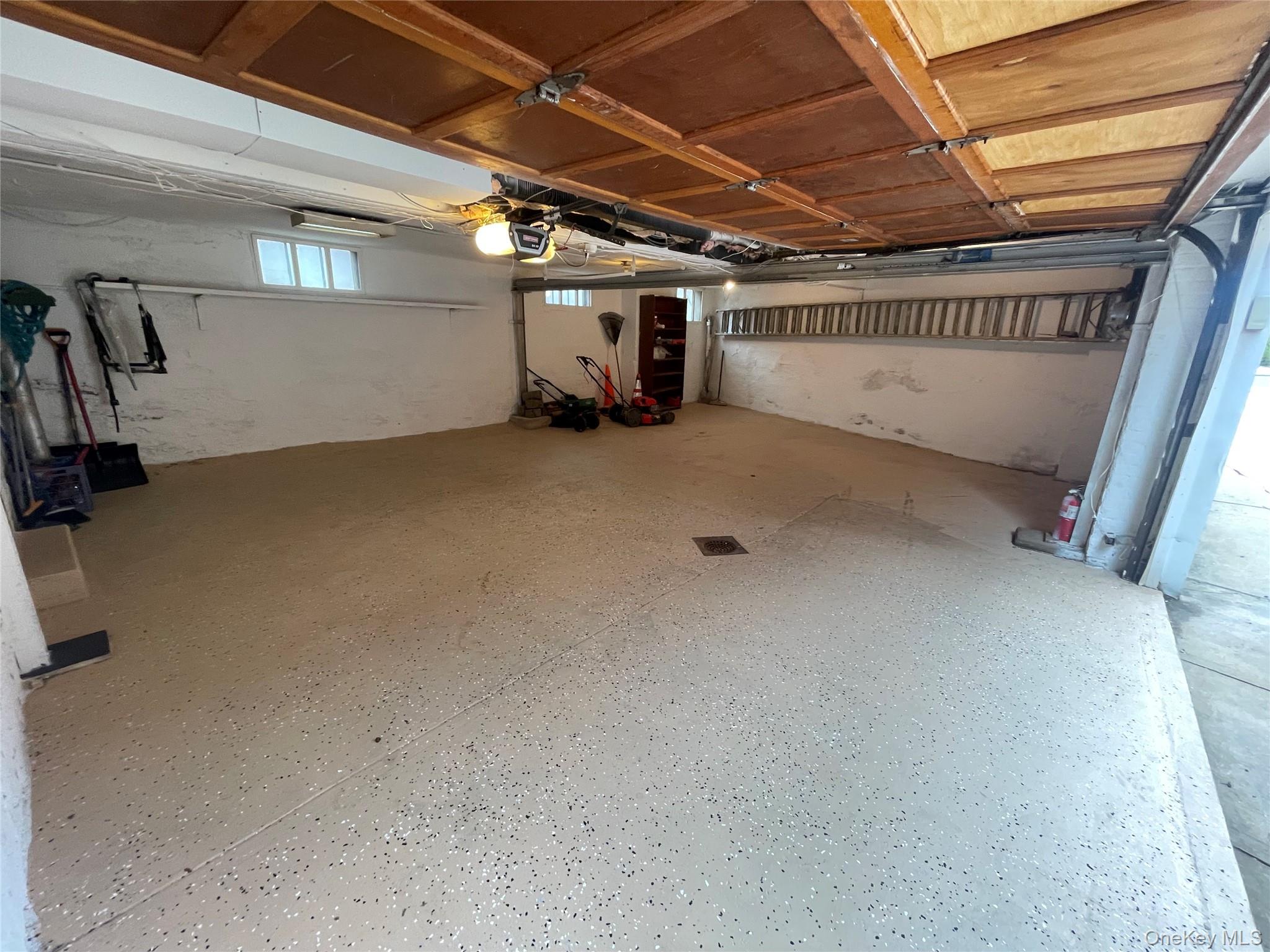 372 East 235th Street Bronx, NY 10470 - Photo 29 of 36 a view of empty room